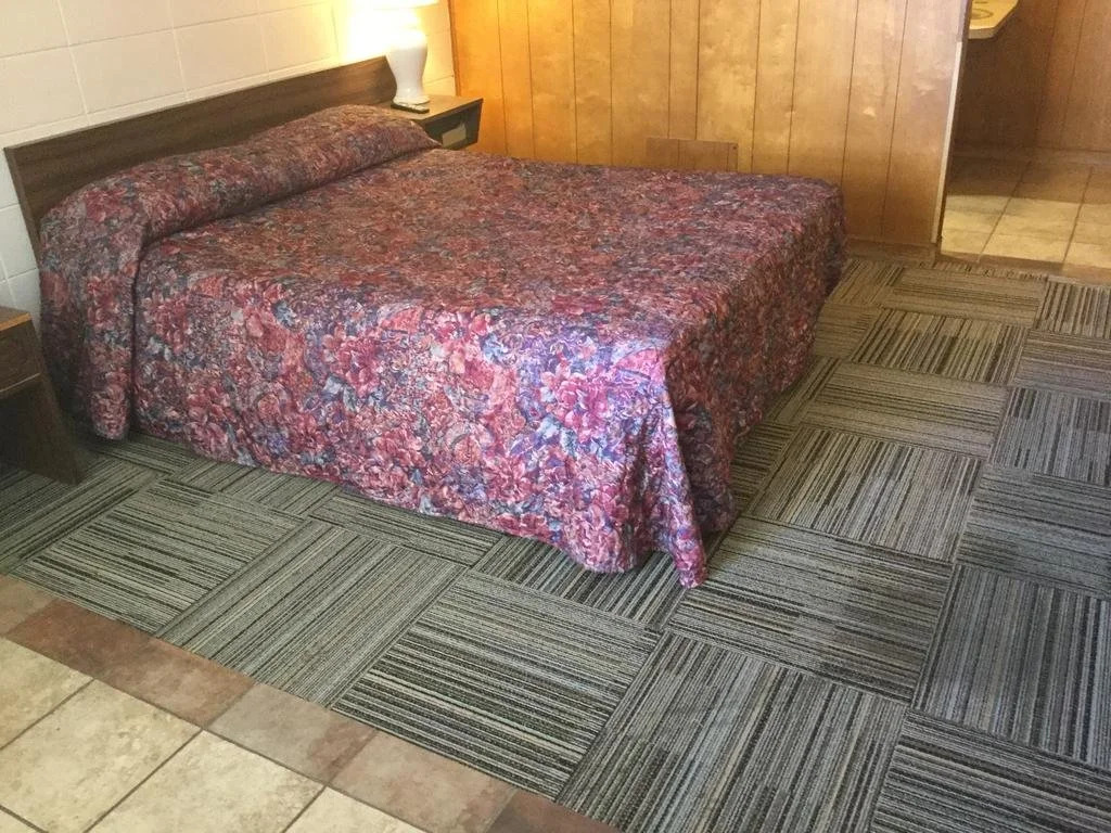 Towne Center Motel