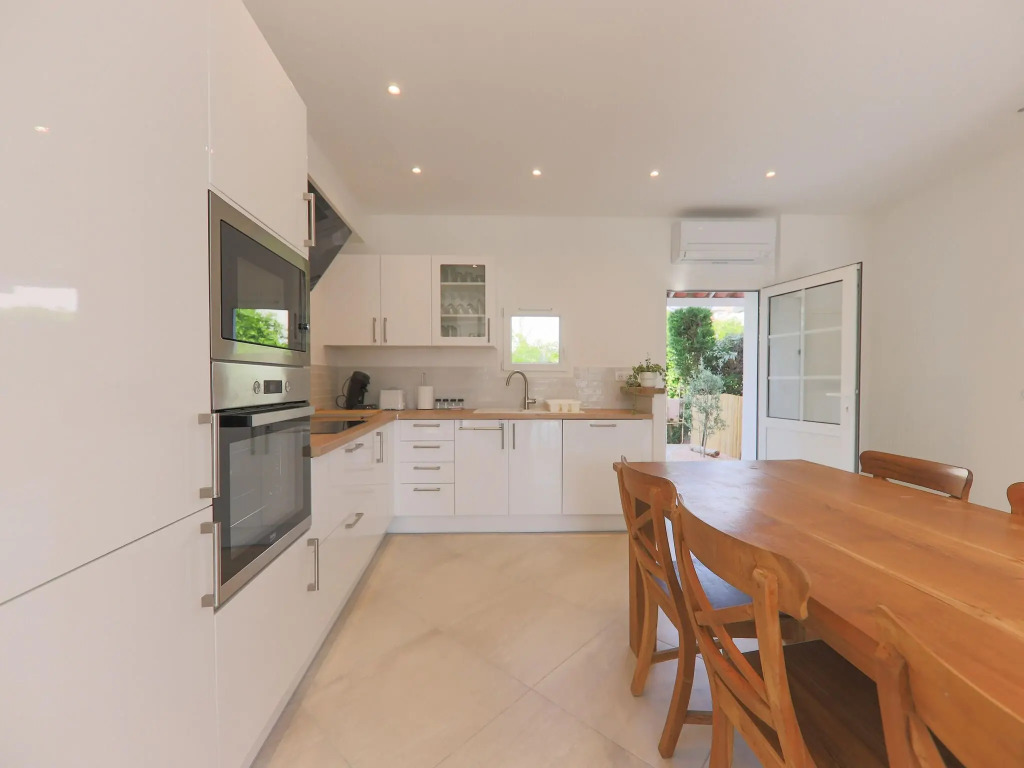 Superb holiday home in Port Grimaud with jetty