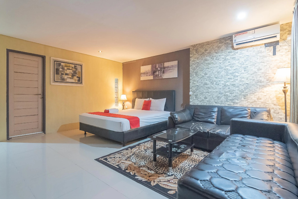 RedDoorz Plus near Sepinggan Airport 3 Balikpapan