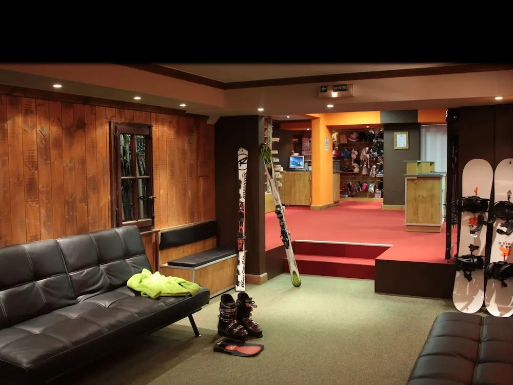 Snug Apartment, at Just 300 m. From the Slopes in Tignes