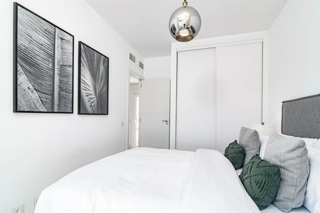 LAL- Fantastic family penthouse close to beaches