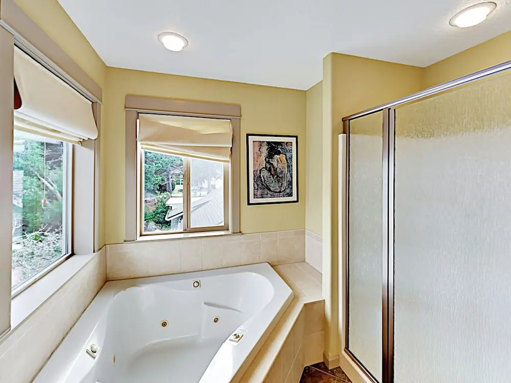 Posh - 3 Br Home
