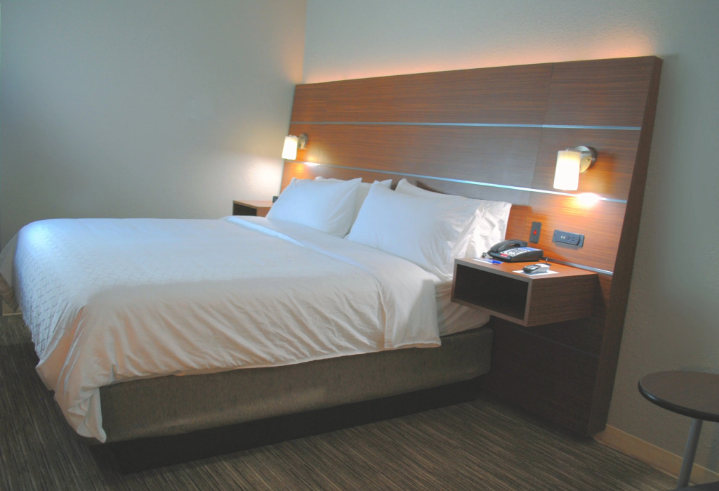 Holiday Inn Express & Suites - Columbia City by IHG