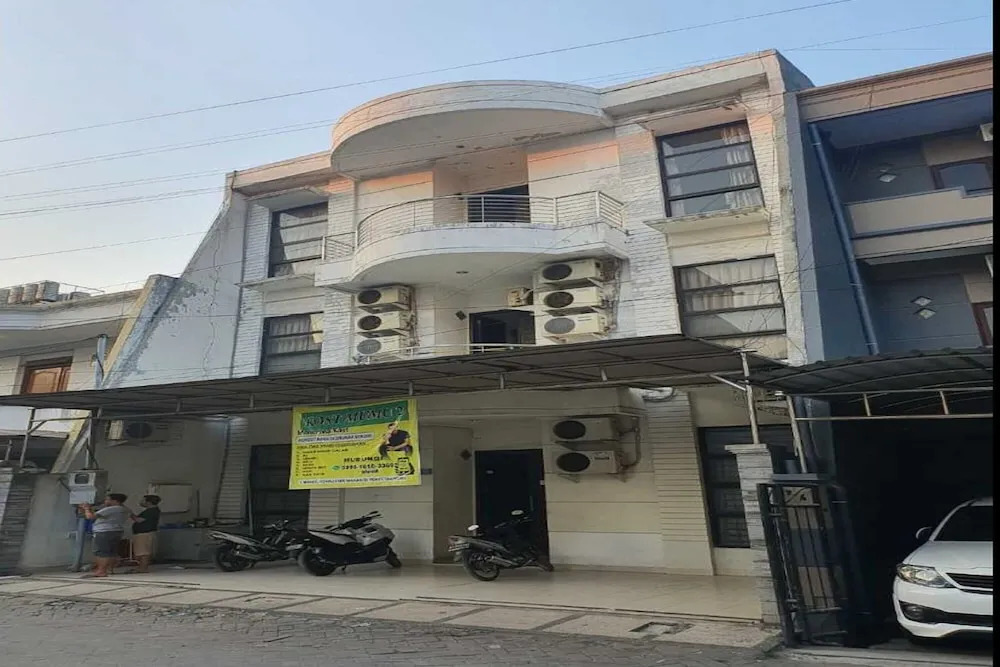 Hotel O MUMU HOMESTAYNearCarnival Park Surabaya