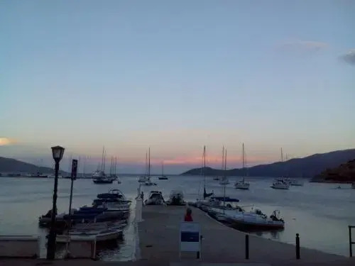 Pilaros