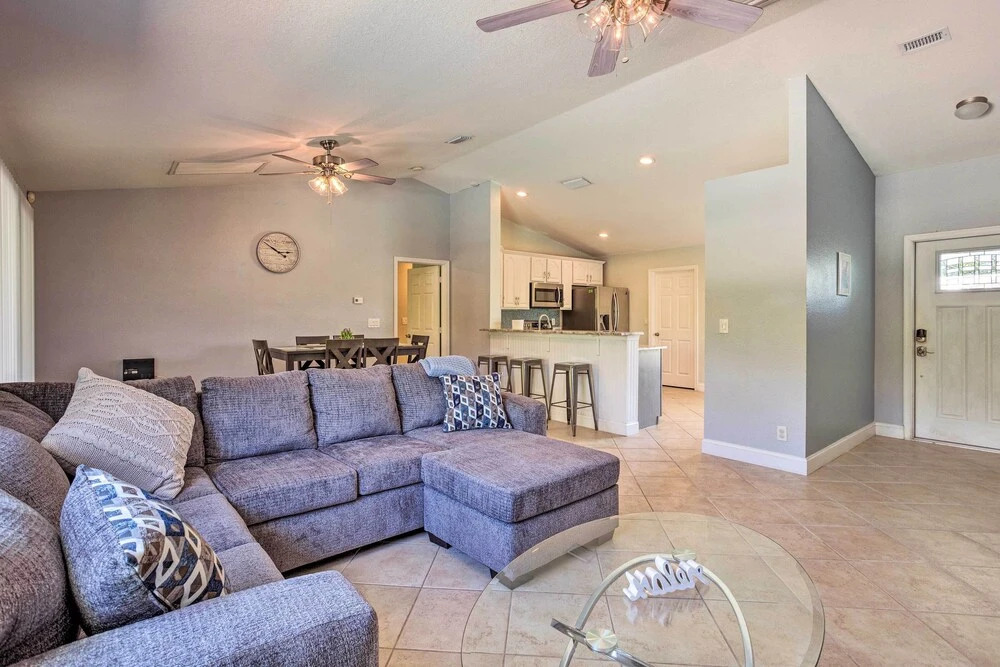 Port St Lucie Home w/ Hot Tub: 5 Mi to PGA Club!