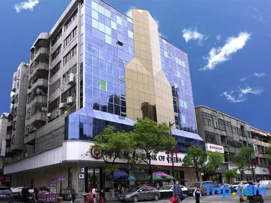 Jinglong Yingtian Business Hotel