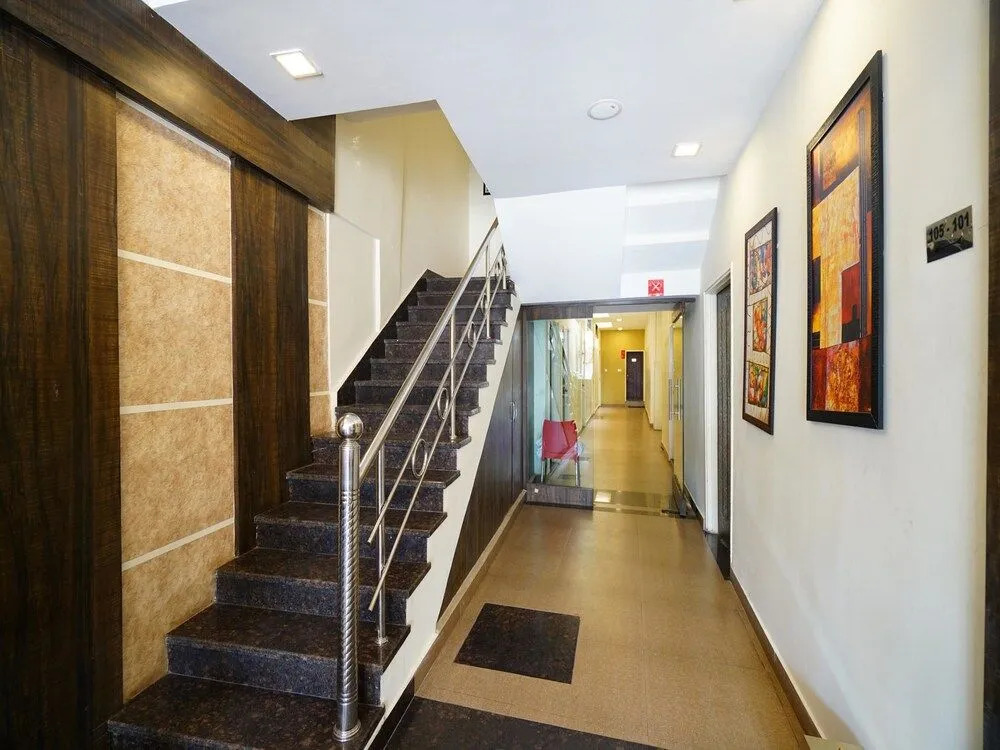 OYO Flagship 8173 Hotel Singh Palace