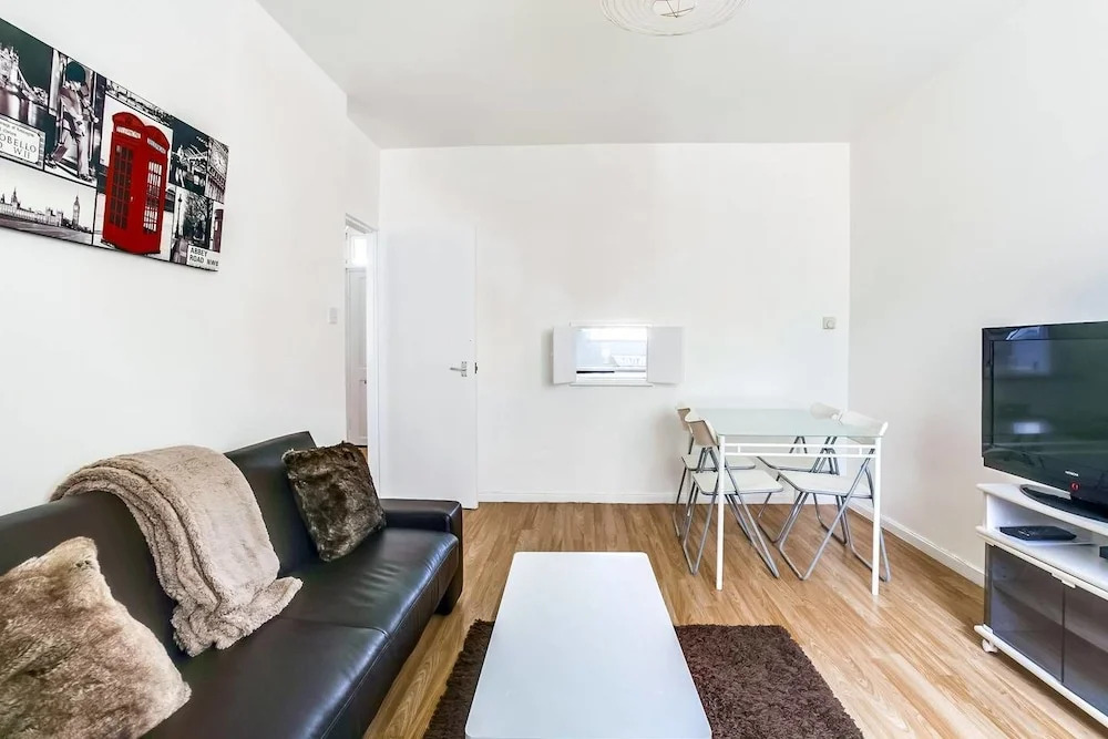 Great 1 BED in Perfect West London Location
