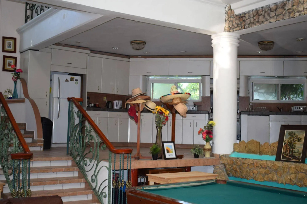Mansion Giahn Bed & Breakfast