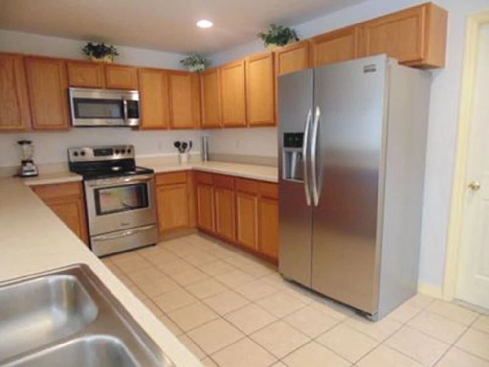 This Wonderful 4 Bedroom House Located on the Lake Wilson Preserve