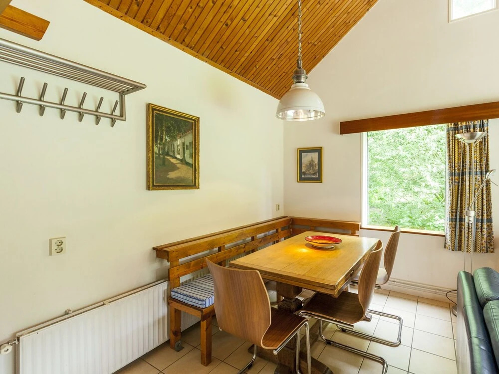 Attractive Holiday Home in Vrouwenpolder With Fenced Garden
