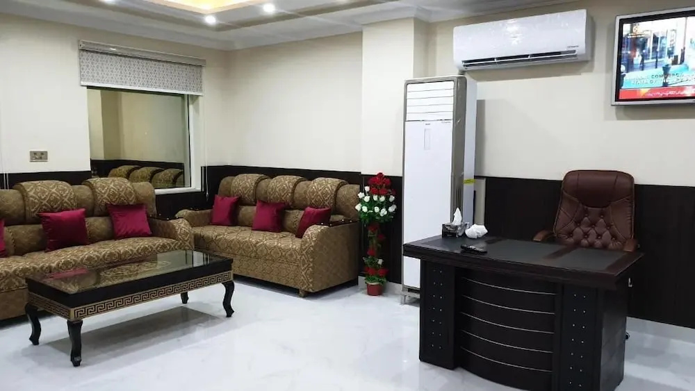 Hotel White Pearl