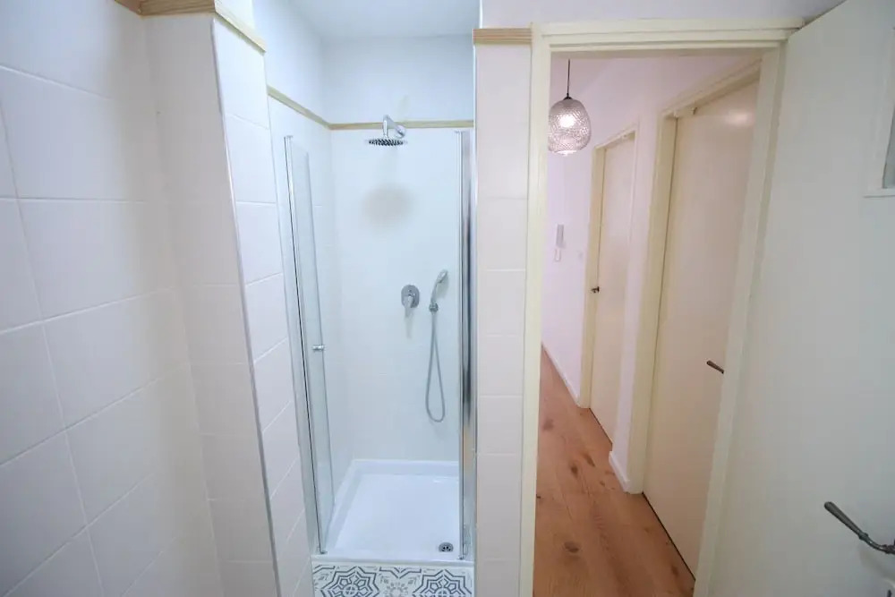 Specious 2Br Apt By German Colony