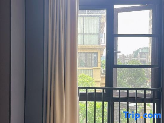 Home Inn Hotel (Shanghai Jiading Industrial Zone)