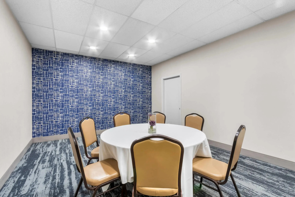 Quality Inn & Suites Lake Havasu City