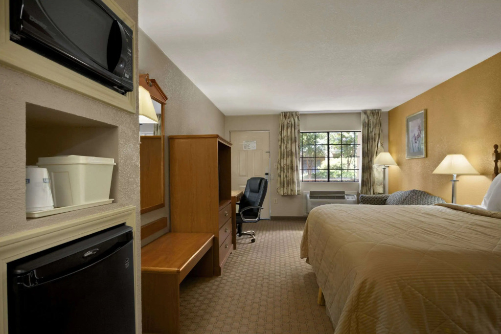 Days Inn by Wyndham Southaven MS
