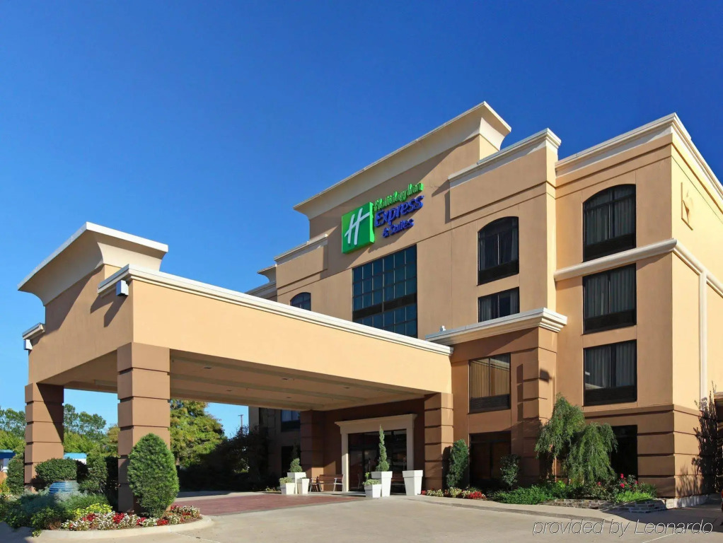 Country Inn & Suites by Radisson, Tyler University Area