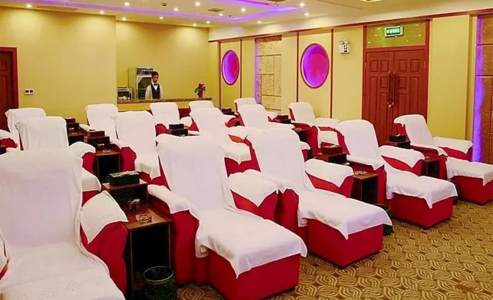Days Hotel Frontier Jiading
