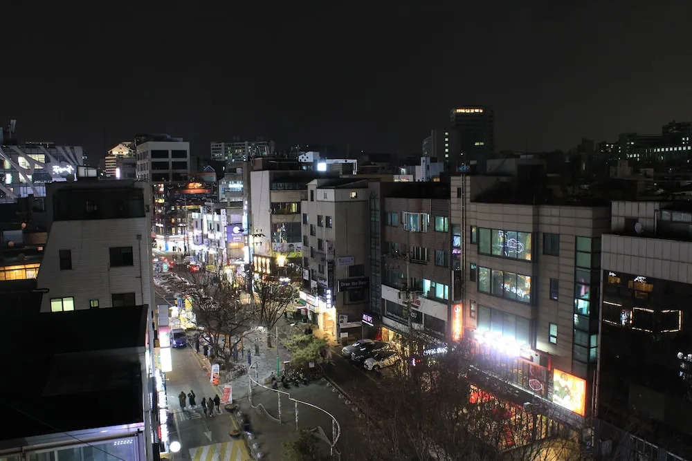 U Guesthouse in Hongdae Female Only - Hostel