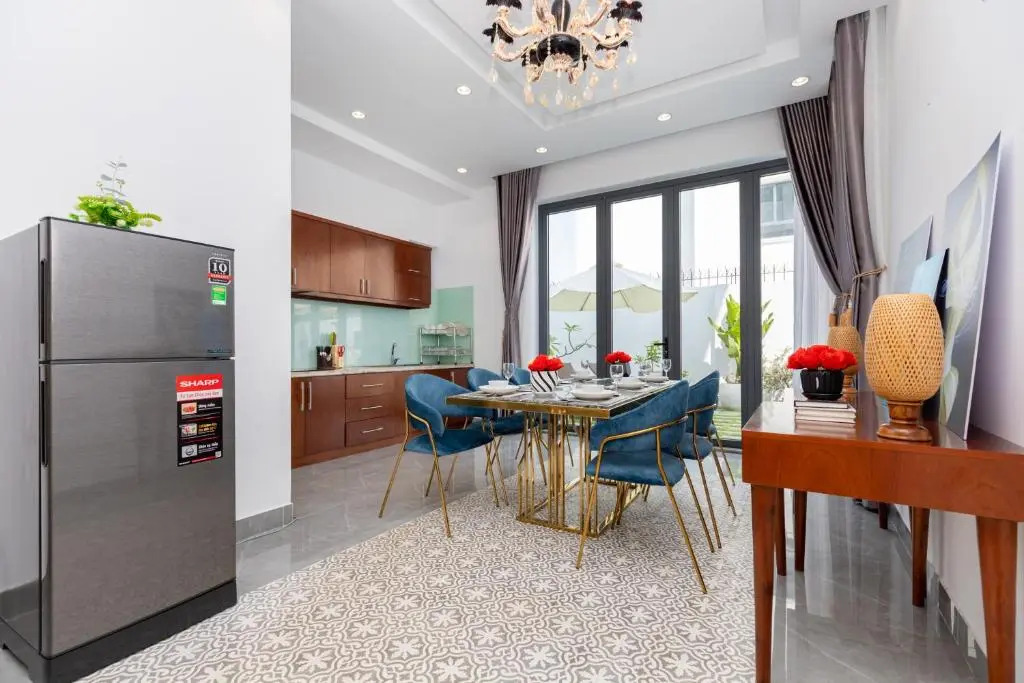 Palm Villa 31 (8 Phòng Ngủ) Khu Nghĩ Dưỡng Cao Cấp