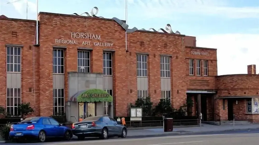 Town House Motor Inn