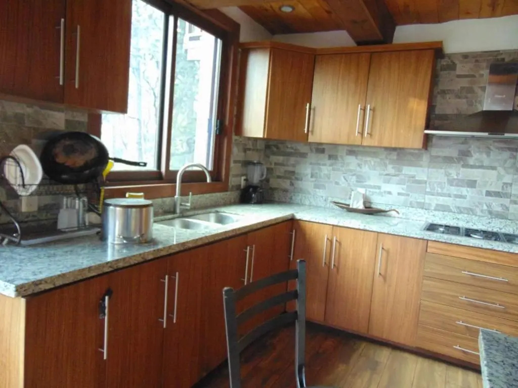 Cabaña dentro del Bosque para 24 Personas
