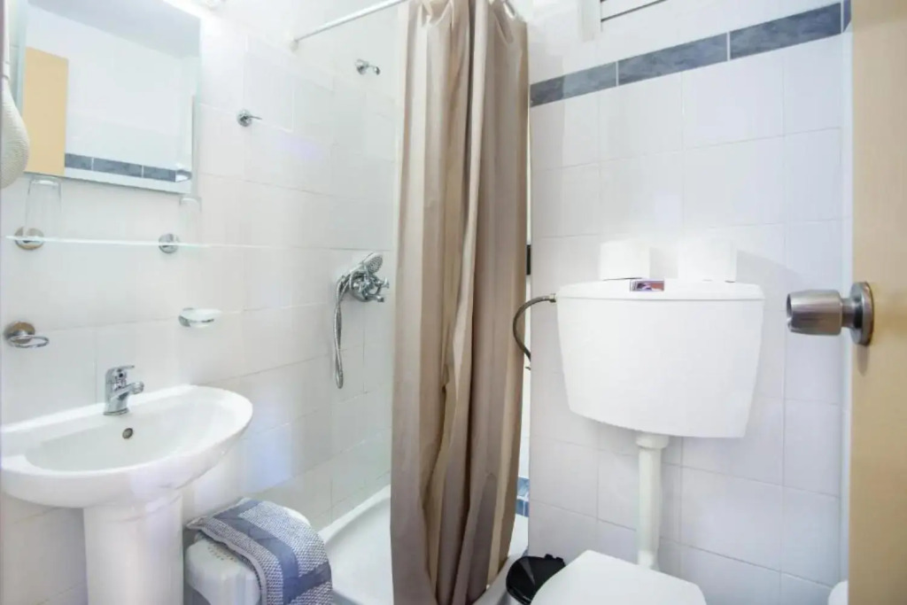 Aristea Hotel