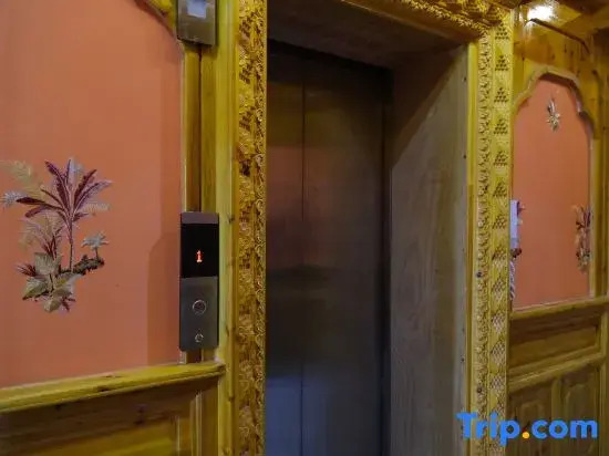 Xinduqiao Yikai Boutique Homestay