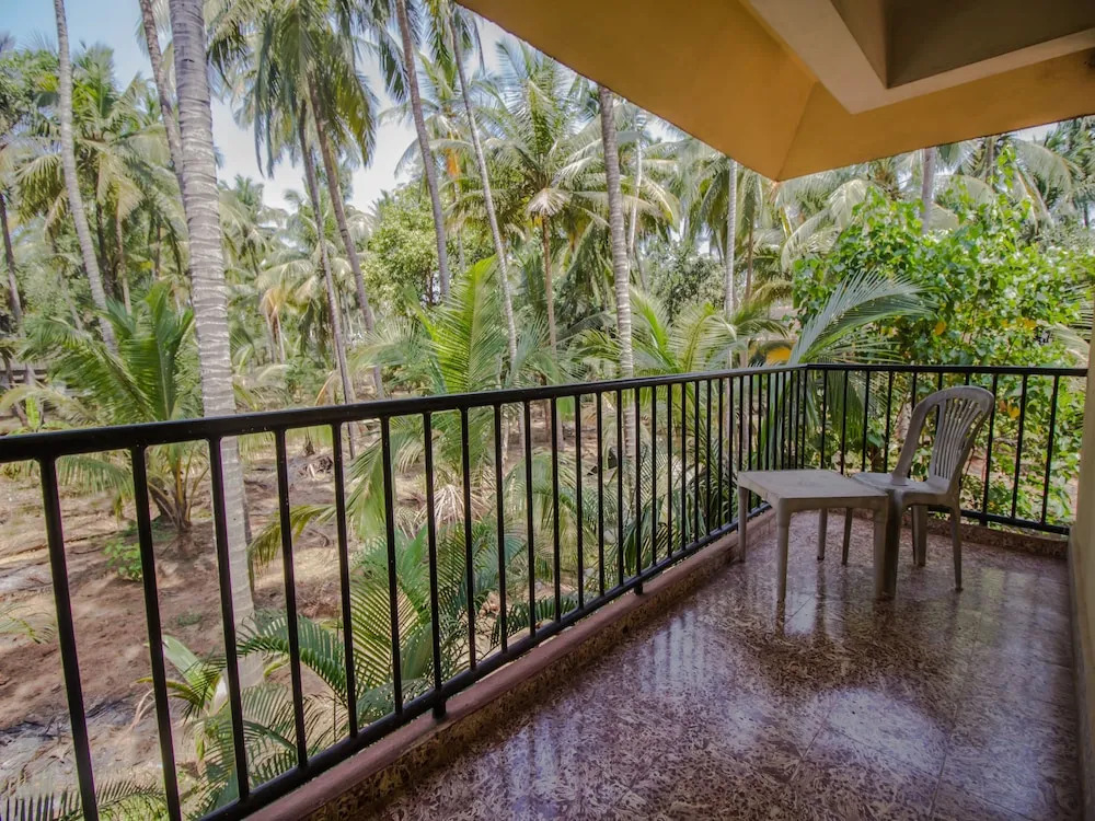OYO 13824 Home Elegant Studio Calangute