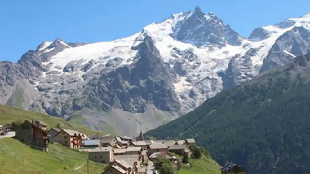 House With 2 Bedrooms in La Grave, With Wonderful Mountain View, Furni