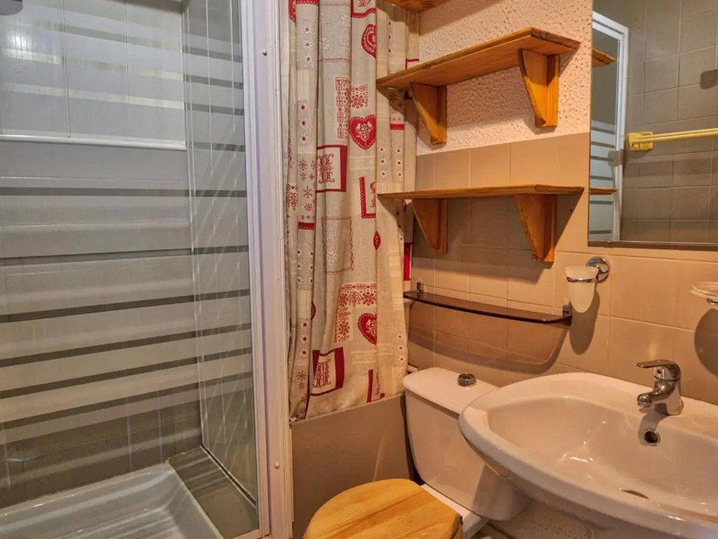 Studio Notre-Dame-de-Bellecombe, 1 pièce, 4 personnes - FR-1-505-83