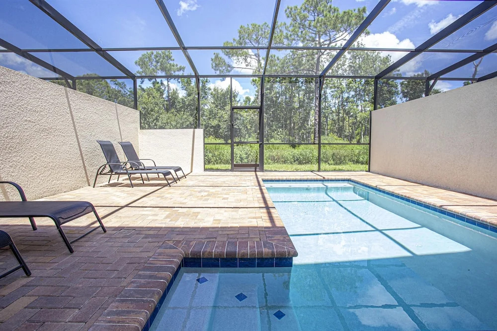 8879 Windsor Westside 57186/59042