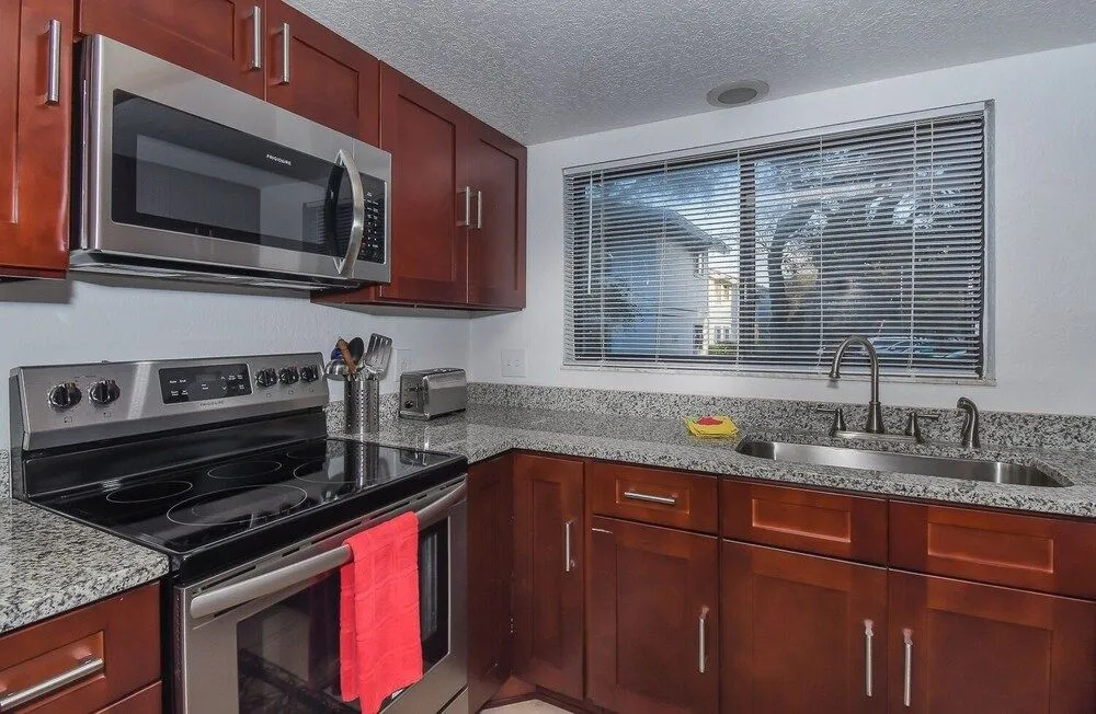 SC105 Sea Woods by RedAwning