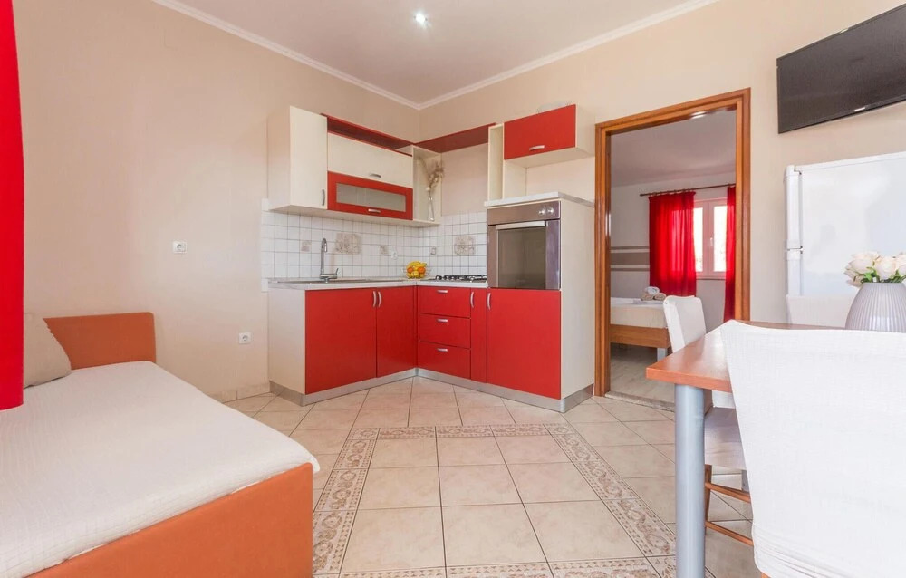 Beautiful Home in Biograd na Moru With Wifi and 4 Bedrooms