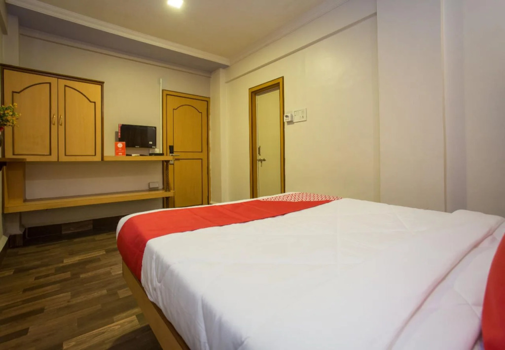 Hotel Padma Krishna