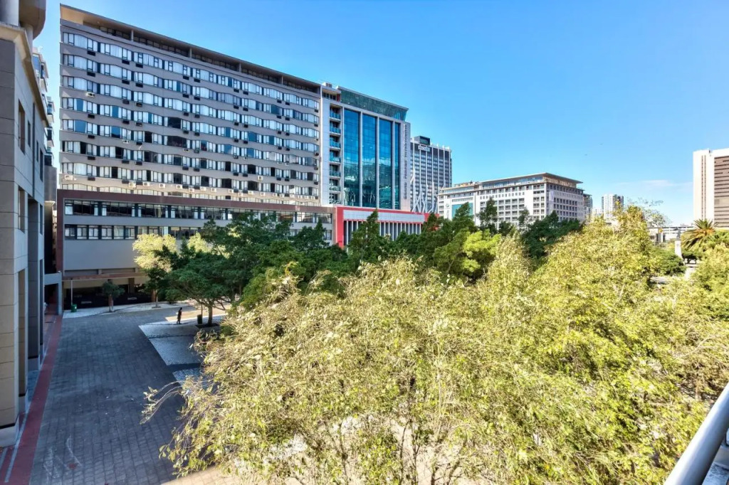 WINK Aparthotel Foreshore