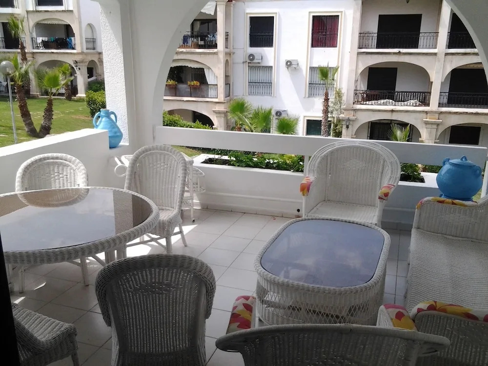 Allyene Garden View Apartment