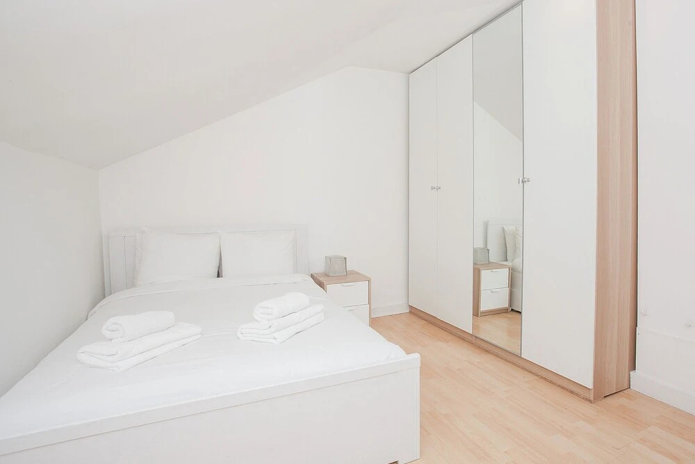 Amazing 2 Bed Just Minutes From Paddington