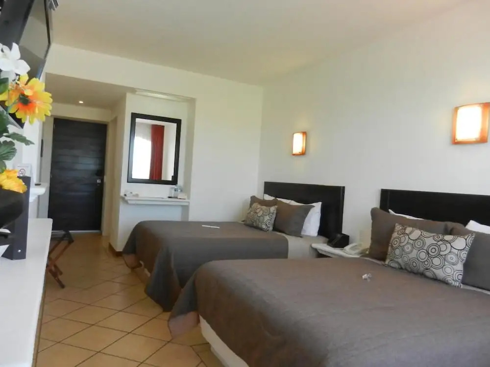 Hotel 9 Manantiales