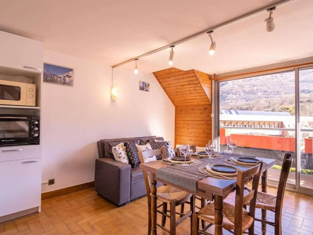 Appartement Saint-Lary-Soulan, 2 pièces, 6 personnes - FR-1-296-377
