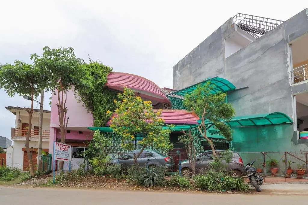 OYO 49061 Hotel Green Retreat
