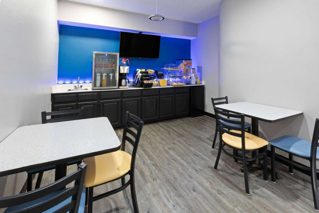Days Inn by Wyndham North Little Rock Maumelle