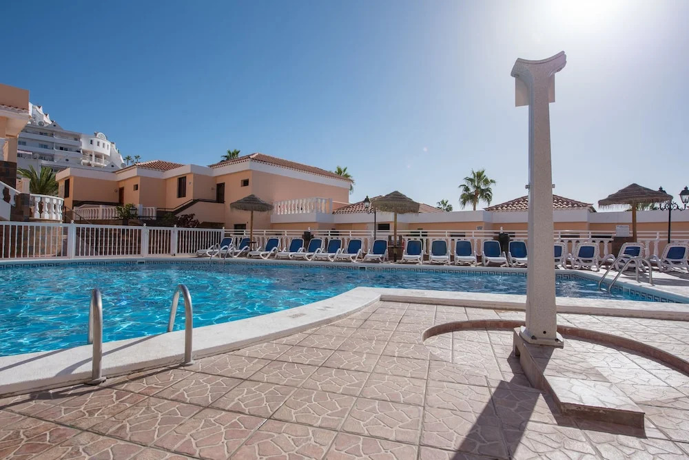 109. Romantic Apartment with Heated Pool