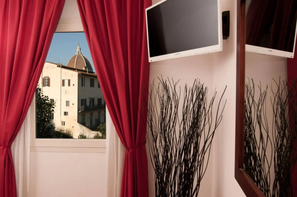 Hotel Cardinal of Florence - recommended for ages 25 to 55
