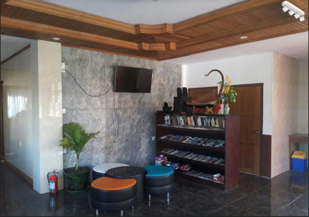 Pyi1 Guest House