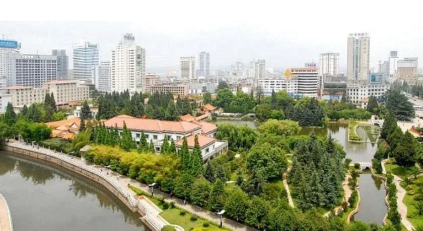 Yunnan Zhenzhuang Guest House
