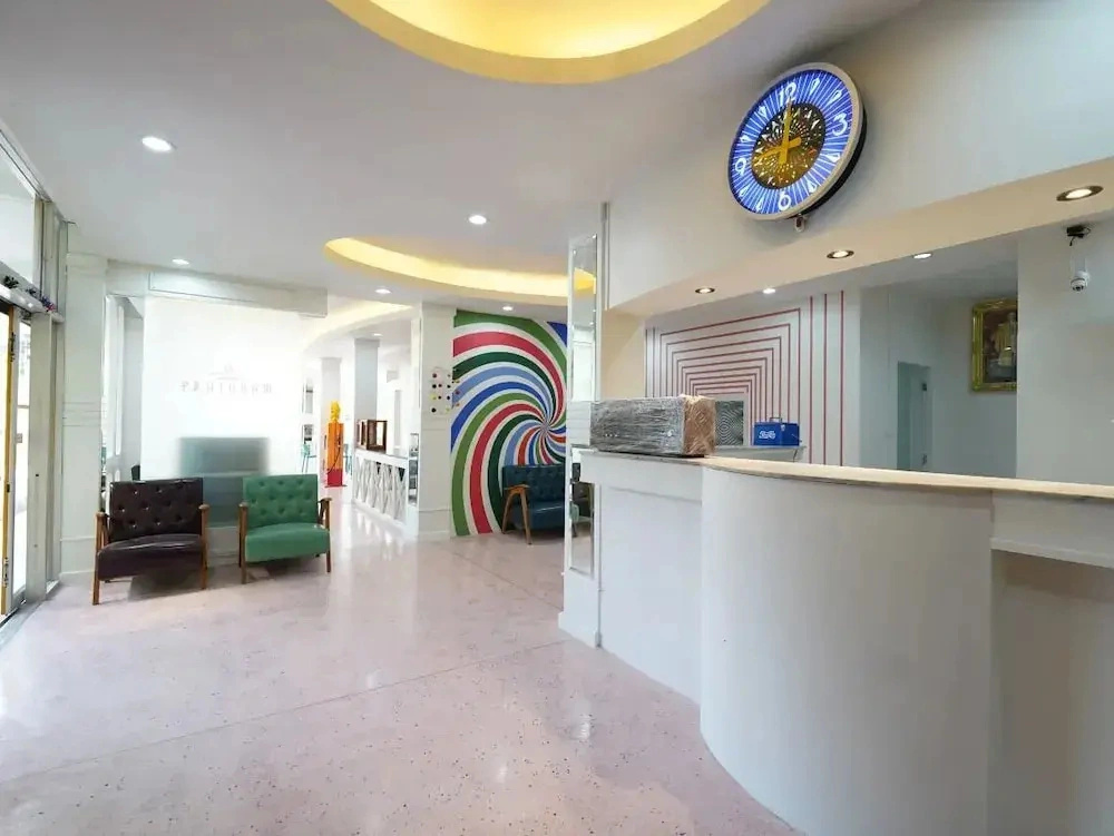 Happy Live Quest Hotel