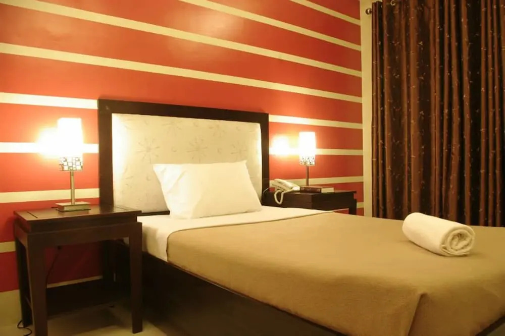 The Red Palm Suites and Restaurant