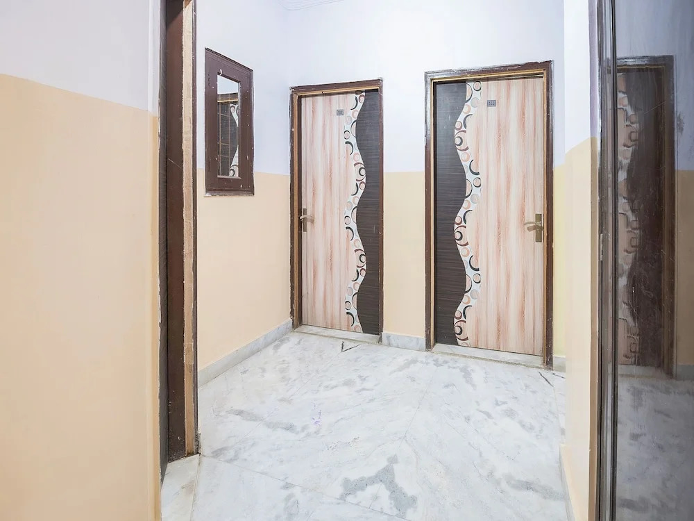 OYO 15829 Kanchan palace